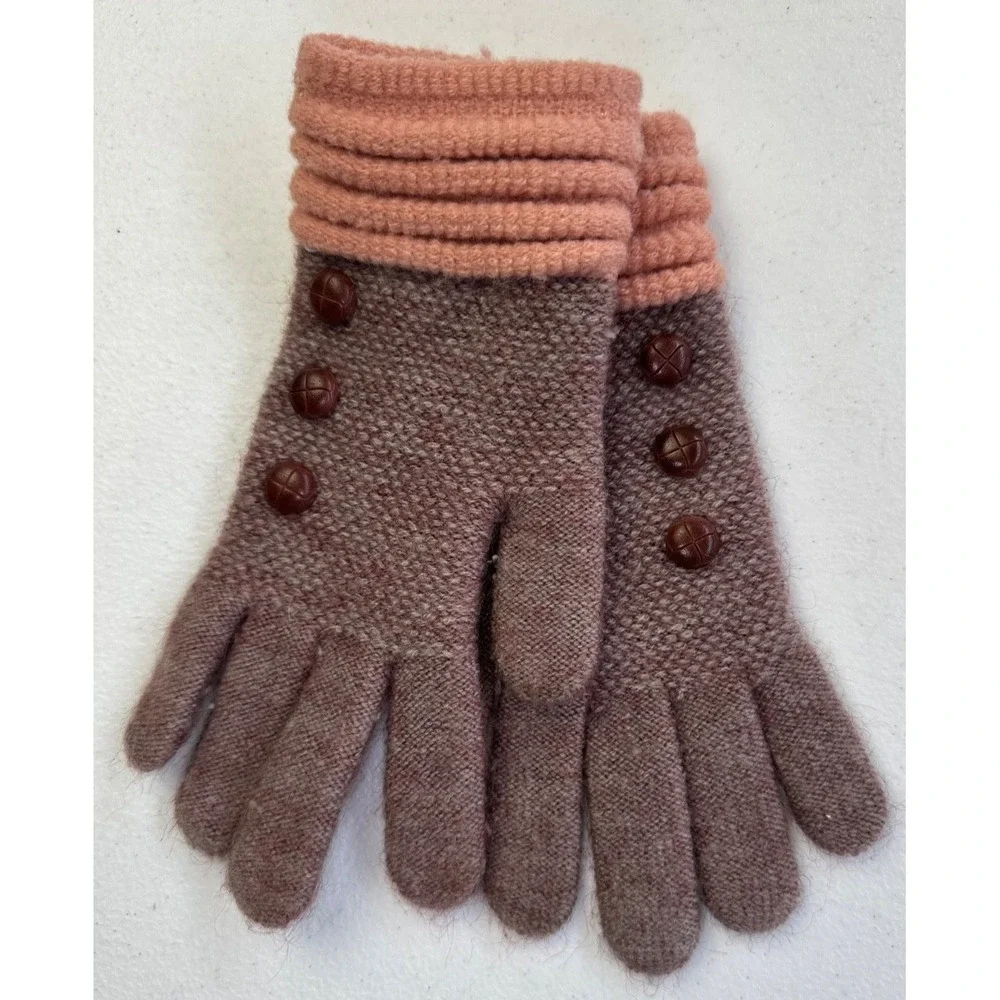 Britt's Knits Womens Winter Gloves OSFM Soft Knit 3 Button Accent Classic Style
